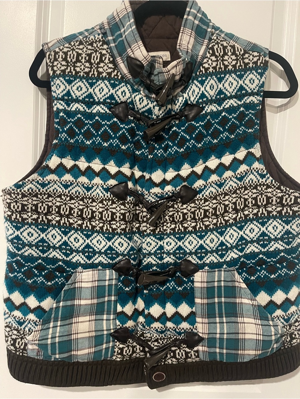 Maurices Teal, White & Black Fair Isle Toggle Quilted Vest